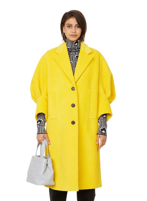 prada manteau jaune